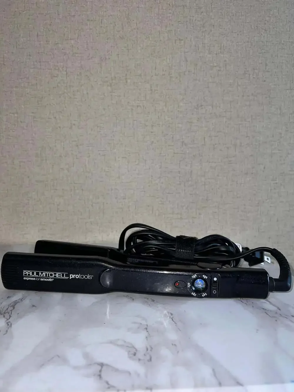 Paul Mitchell ProTools Express Ion Smooth Flat Iron Model S12NA